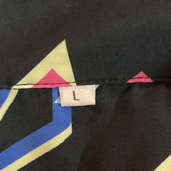 80s mens colorful geometric short sleeve shirt Button up retro stranger things - Picture 7 of 7